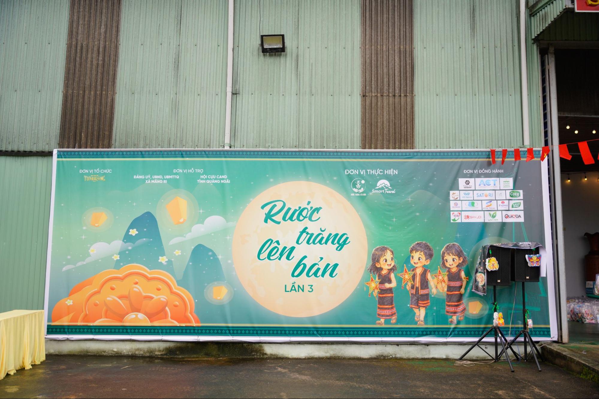 Rước Trăng Lên Bản 